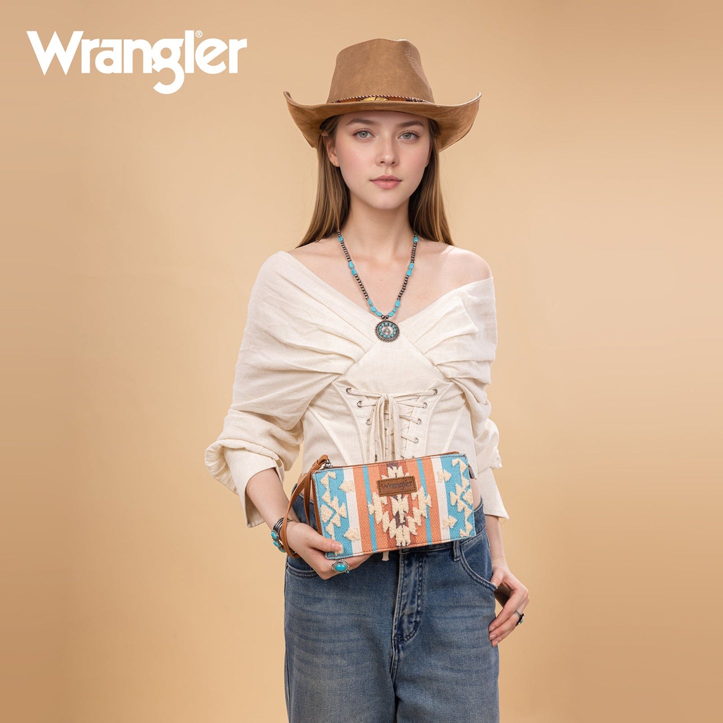 WG275-181 Wrangler Sherpa Aztec Canvas Clutch -Brown