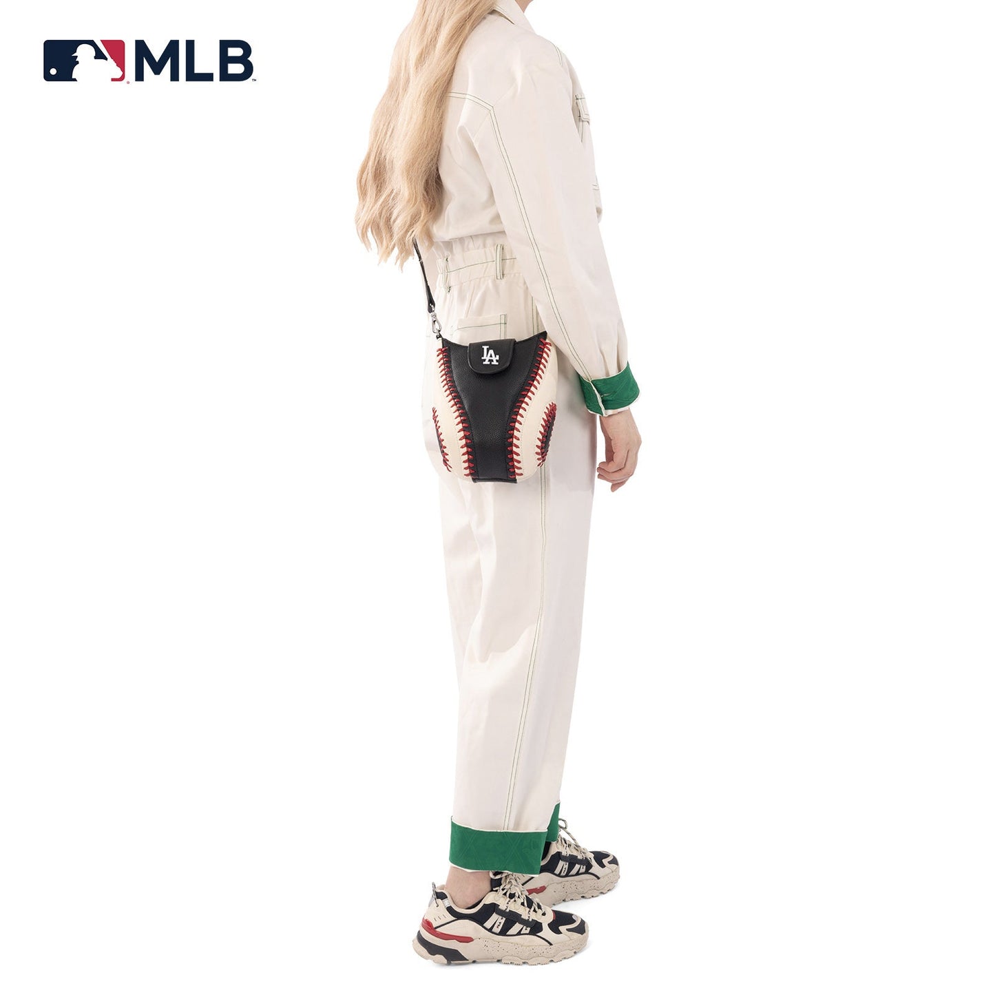MLB-LA105 MLB Los Angeles Dodgers Team Baseball Stitch Crossbody - Black