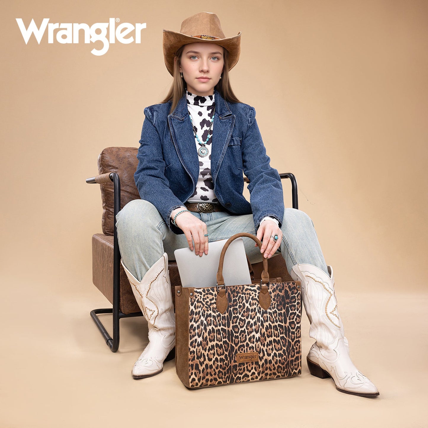 WG296-8625BR Wrangler Leopard Print Wide Tote Bag/Crossbody
