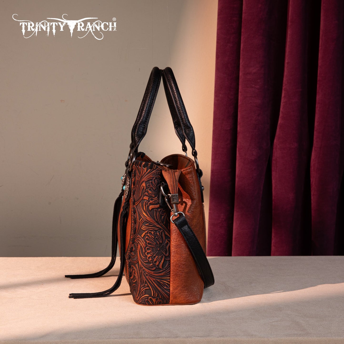 TR192G-8322 Trinity Ranch Concho Collection Tote/Crossbody