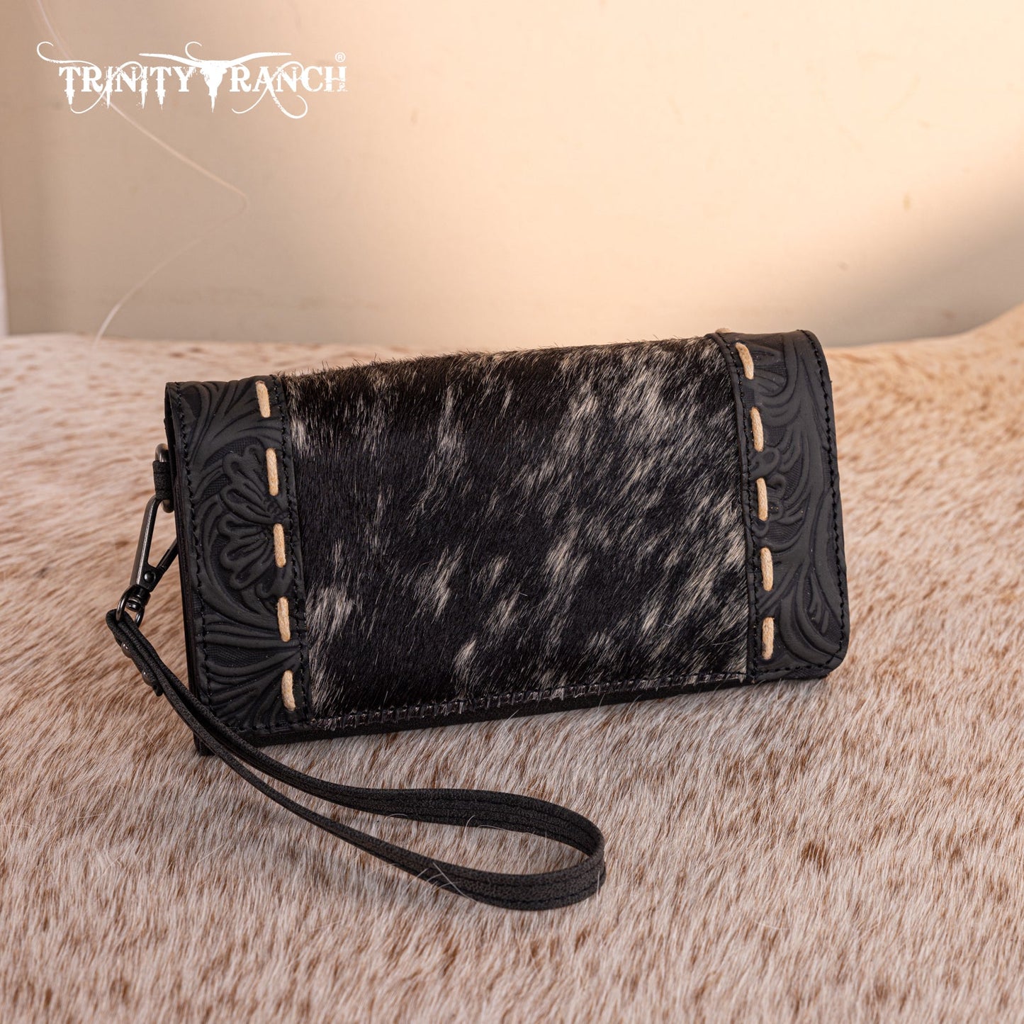 TR199-W018  Trinity Ranch Hair-On Cowhide Toole Collection Wallet