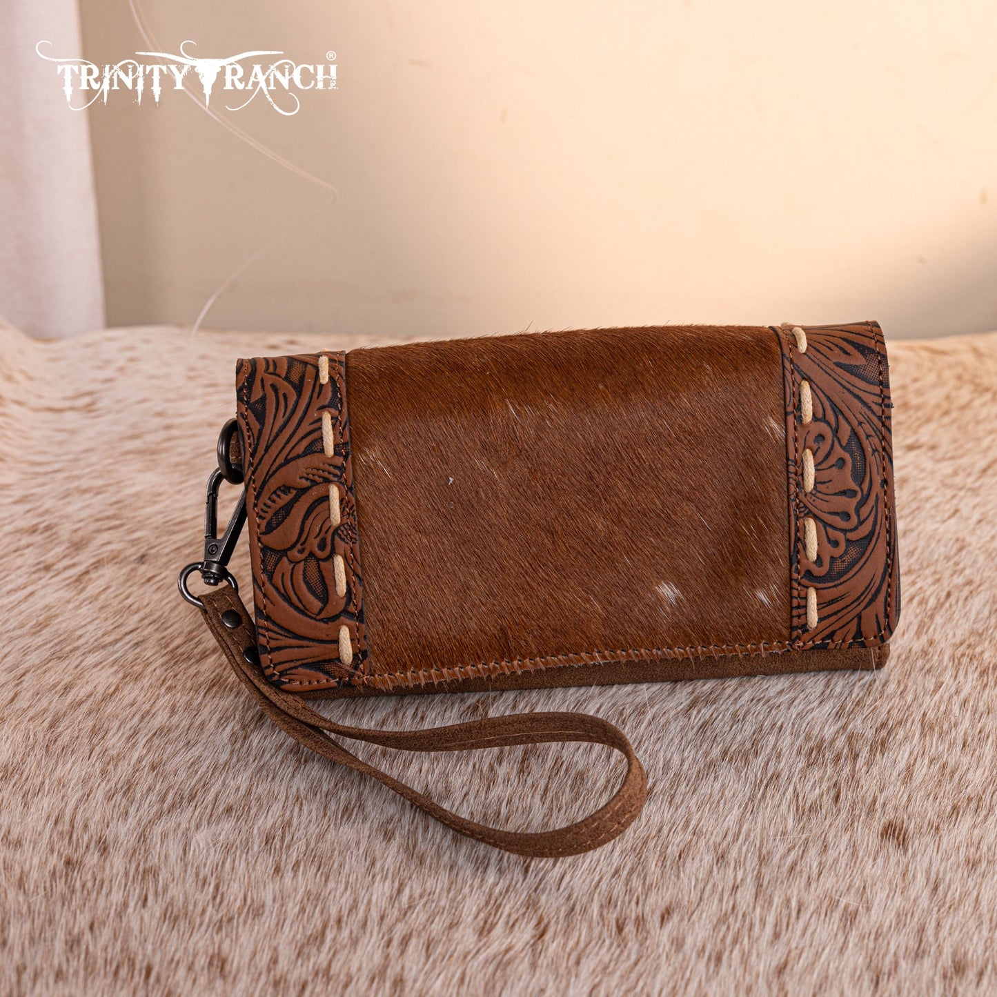 TR199-W018  Trinity Ranch Hair-On Cowhide Toole Collection Wallet