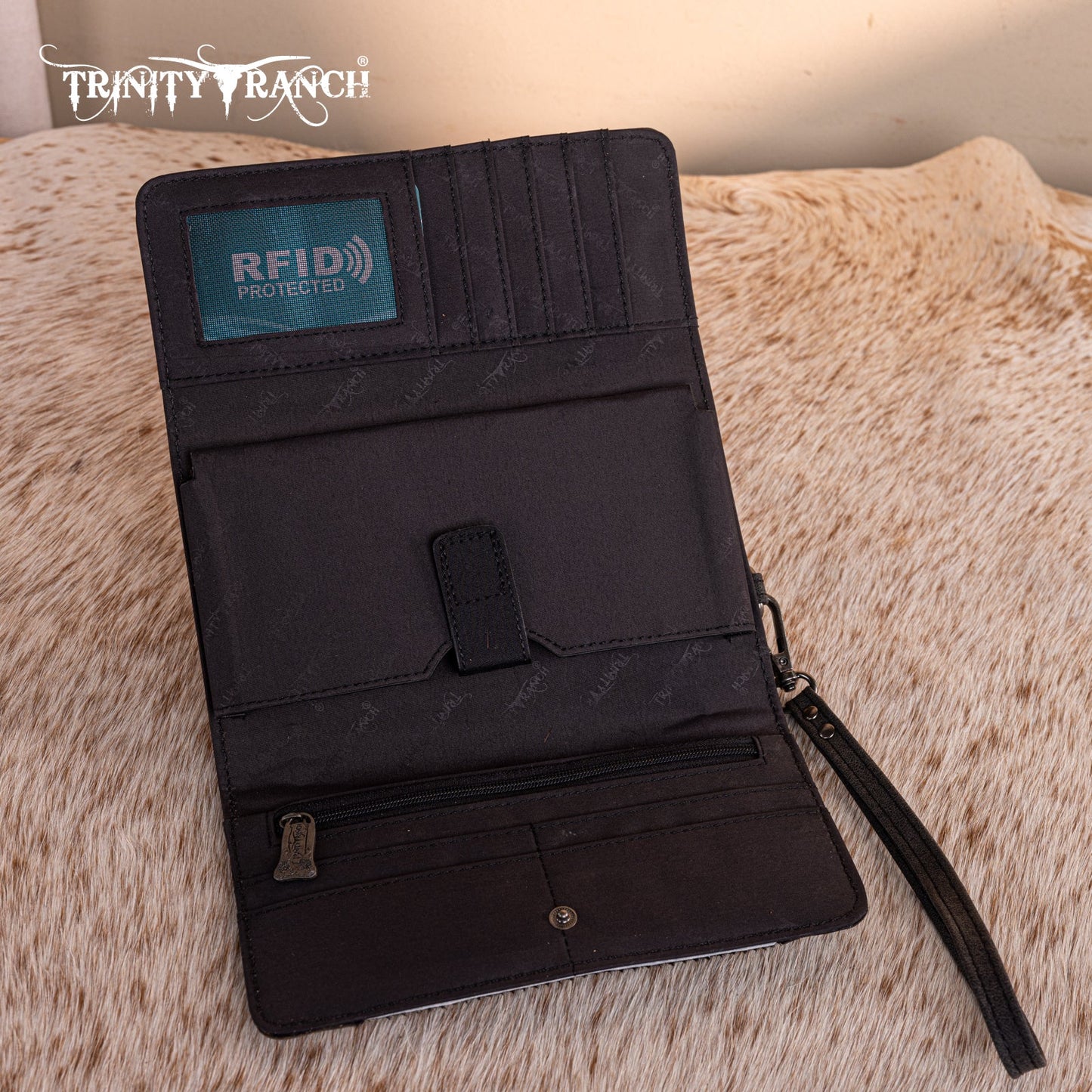 TR199-W018  Trinity Ranch Hair-On Cowhide Toole Collection Wallet