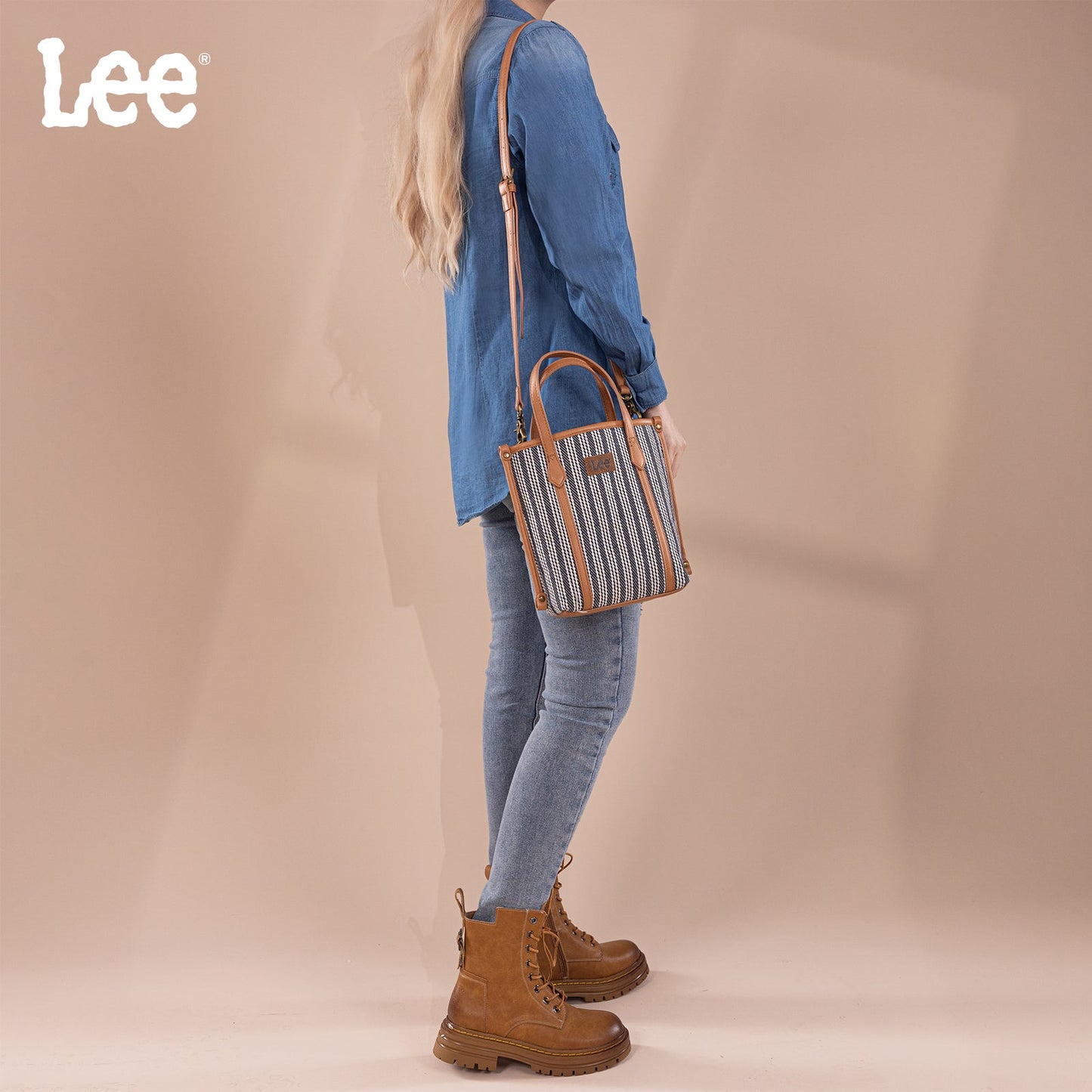 LEE55-002    LEE Stripe Collection Small Tote/Crossbody