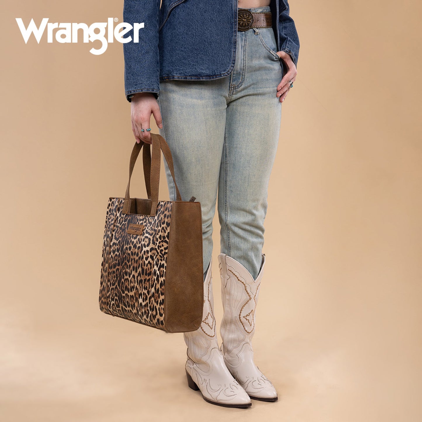 WG296-8900BR    Wrangler Leopard Print Tote Bag- Brown
