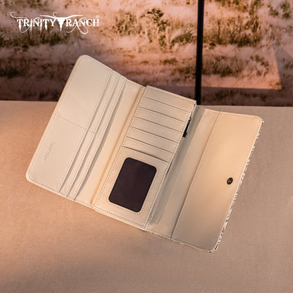 TR192-W002  Trinity Ranch Concho Collection Wallet
