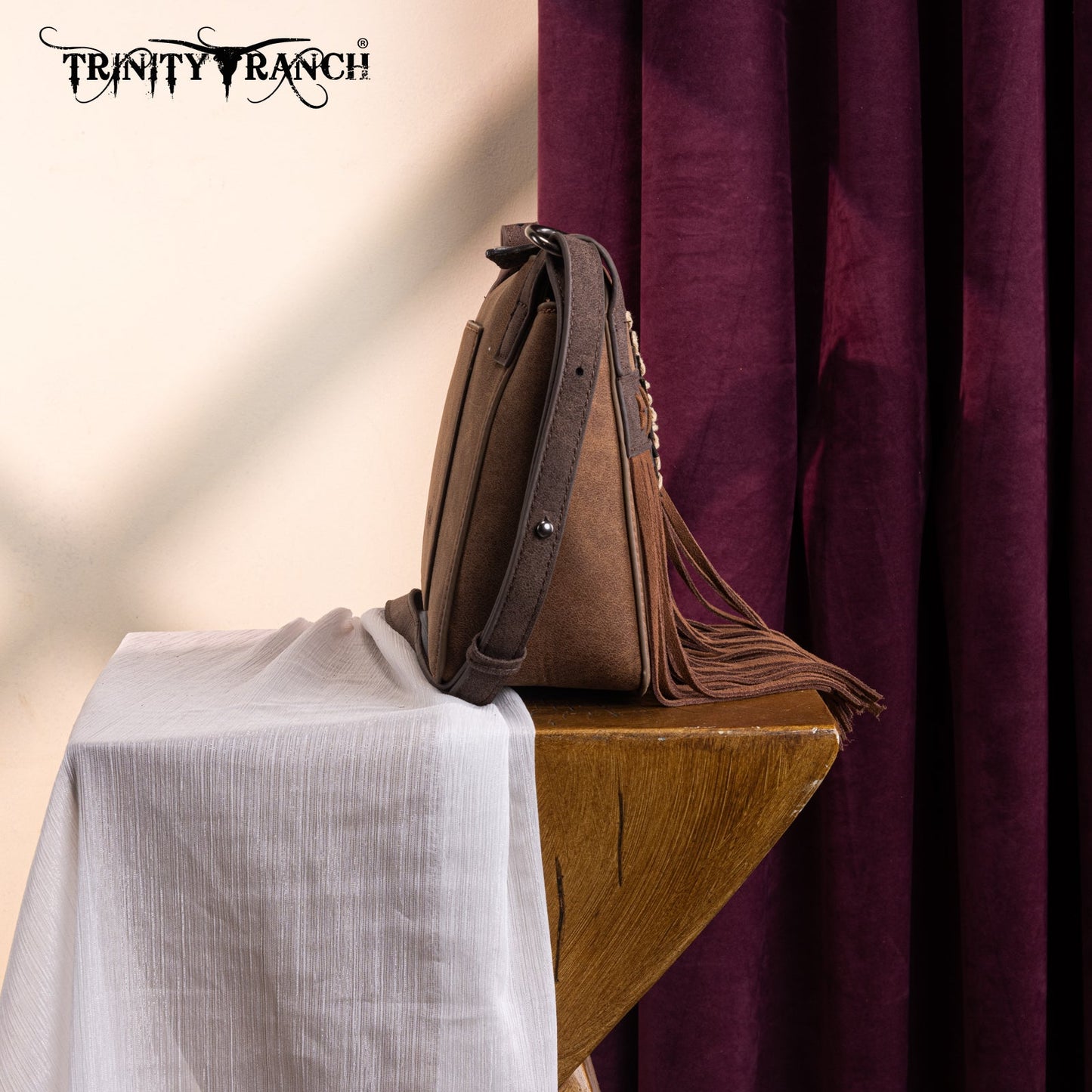 TR196-8287  Trinity Ranch Aztec Tooled Fringe Crossbody