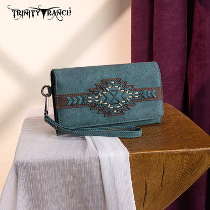 TR196-W018  Trinity Ranch Aztec Collection Wallet
