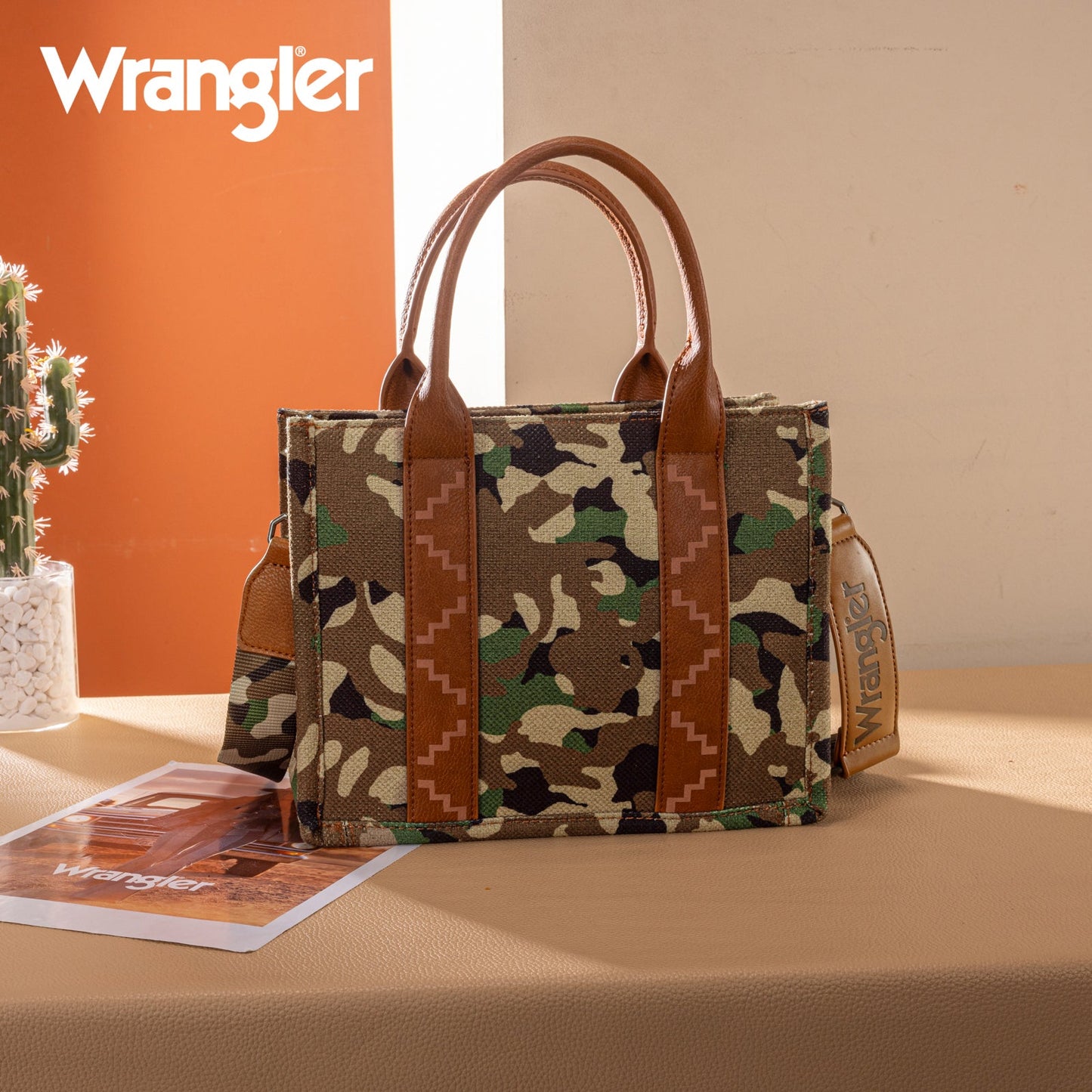 WG286-8120S  Wrangler Camo Print Tote/Crossbody -Green