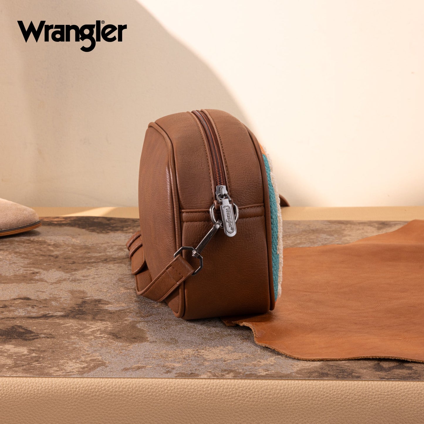 WG313-8365   Wrangler Sherpa Aztec Canvas Crossbody - Brown
