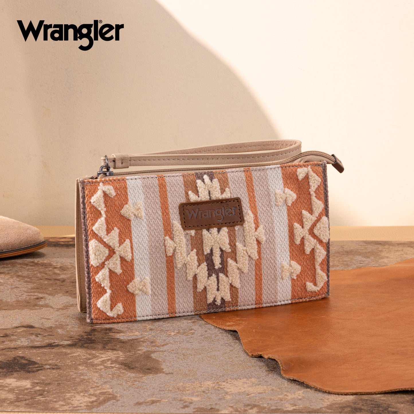WG313-181  Wrangler Sherpa Aztec Canvas  Clutch - Tan