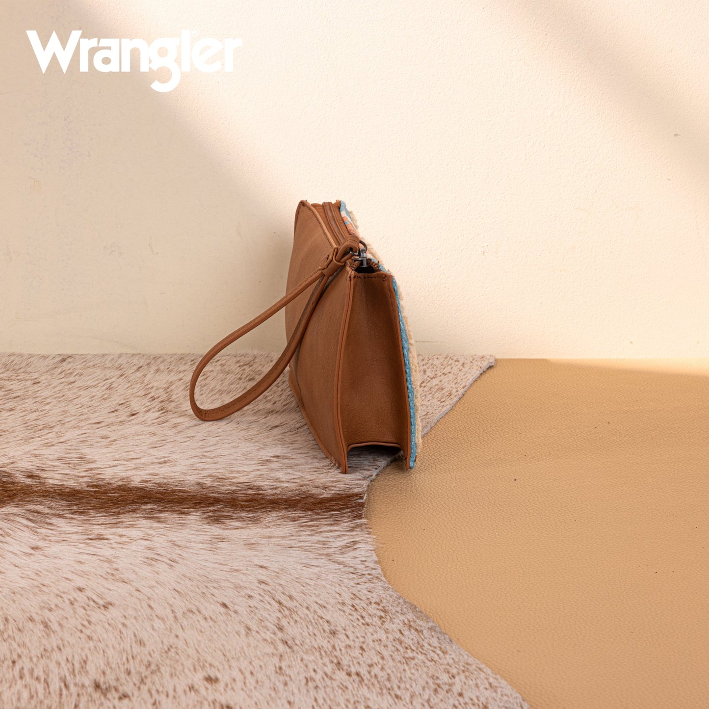 WG275-181  Wrangler Sherpa Aztec Canvas  Clutch -Brown