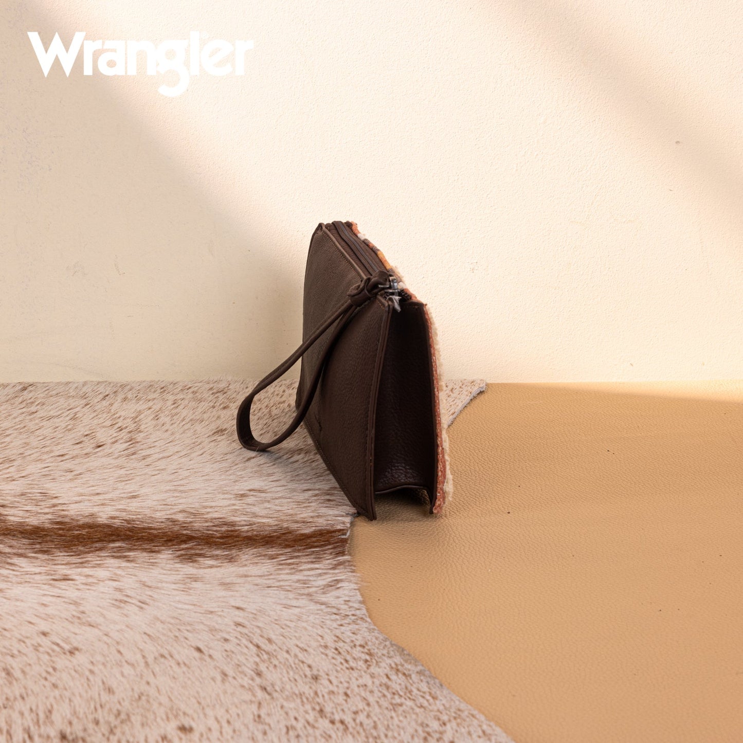 WG275-181  Wrangler Sherpa Aztec Canvas  Clutch -Coffee