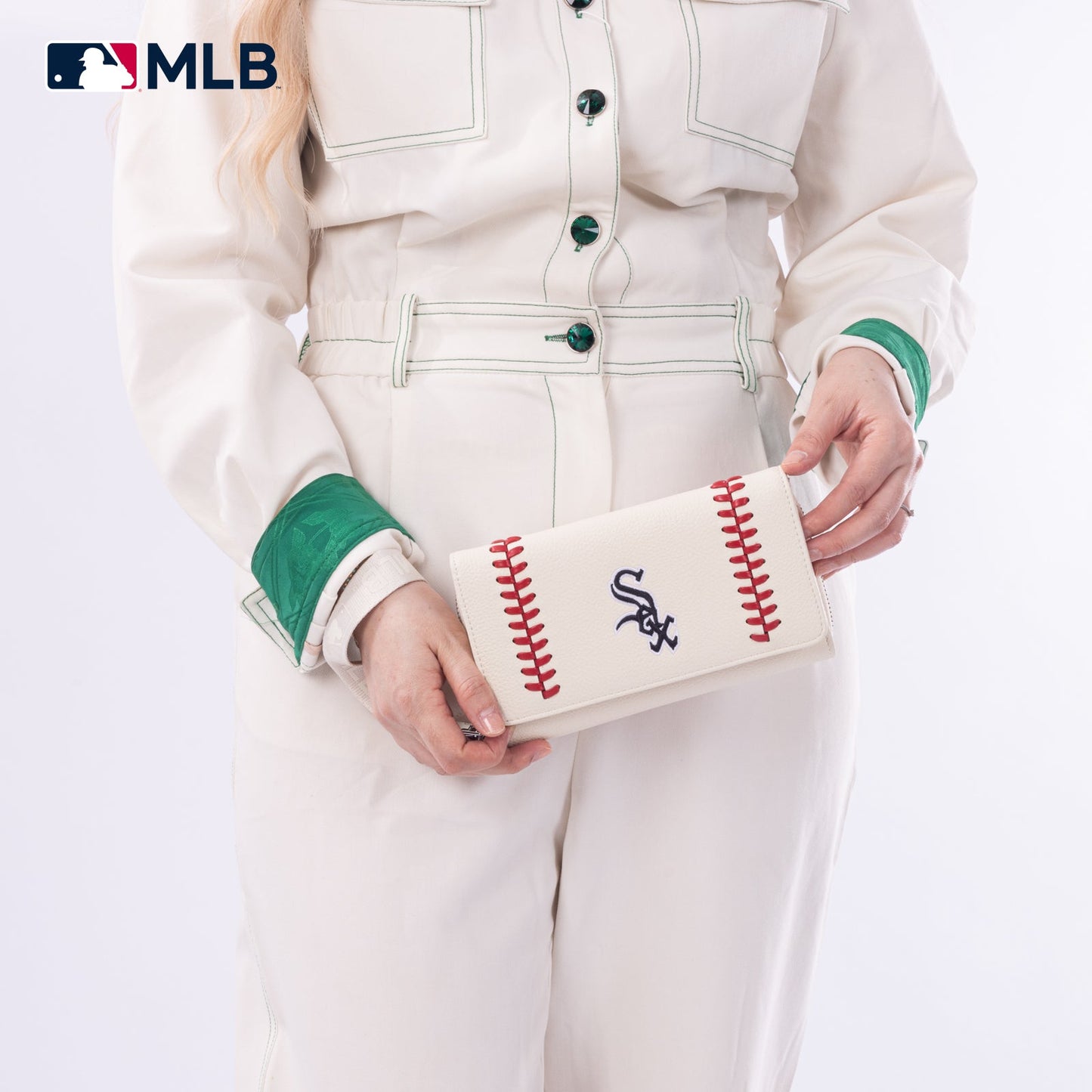 MLB-SX107  MLB Chicago White Sox Team Wallet/Wristlet