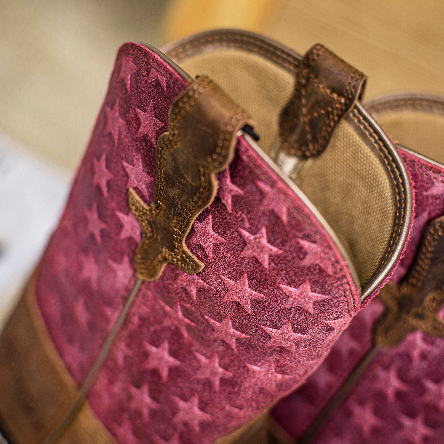 Palitutu PLT303611 Women's Mid-calf Western Boots - Full Grain Leather, Round Toe