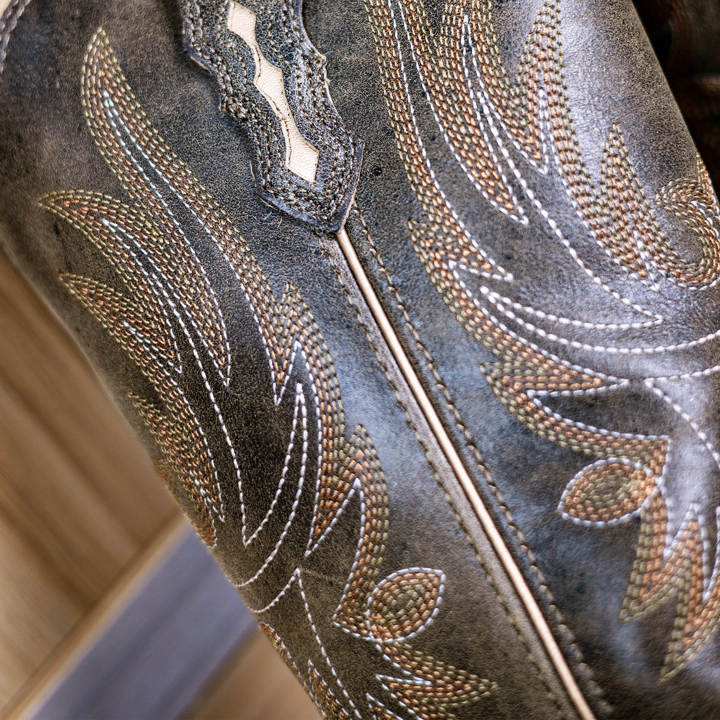 Palitutu PLT203611 Women's Western Cowgirl Boots - Full Grain Leather, Round Toe