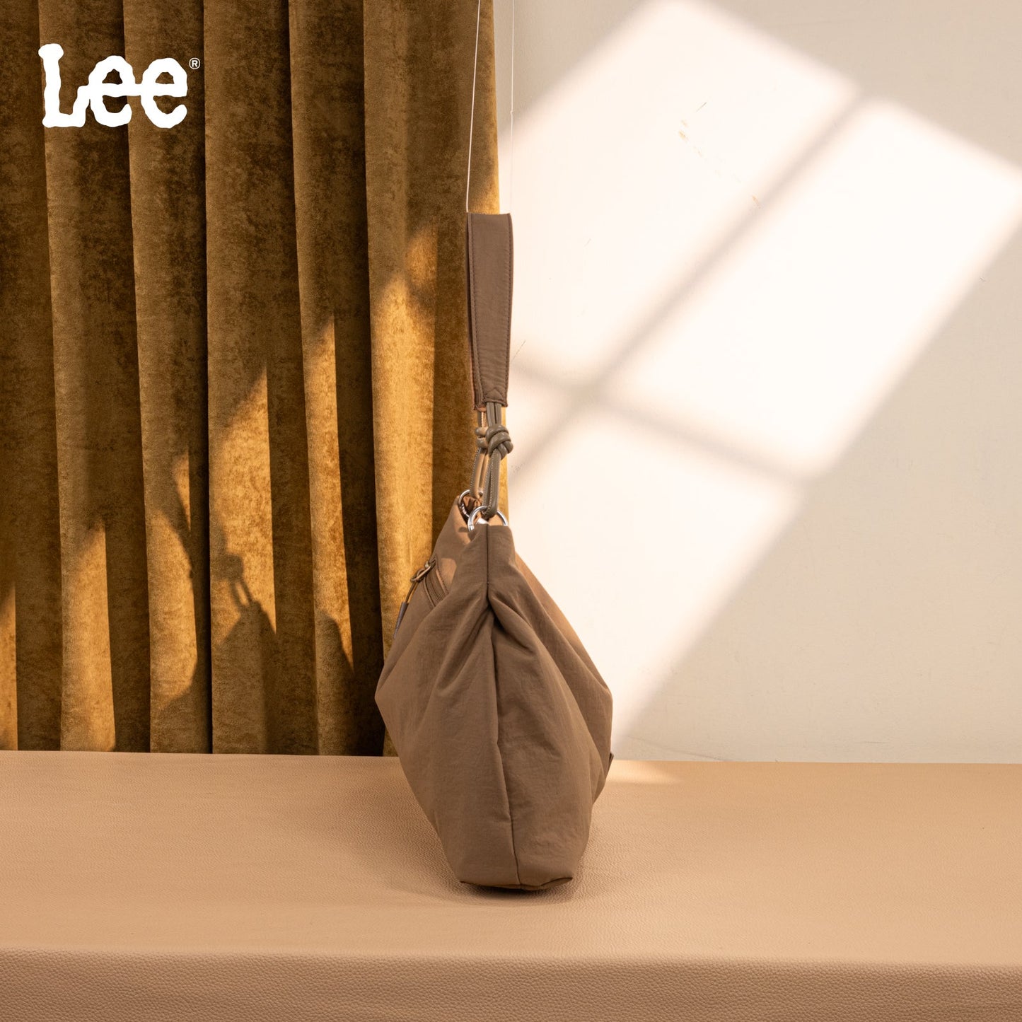 LEE48-005   LEE Hobo Crossbody /Shoulder Bag