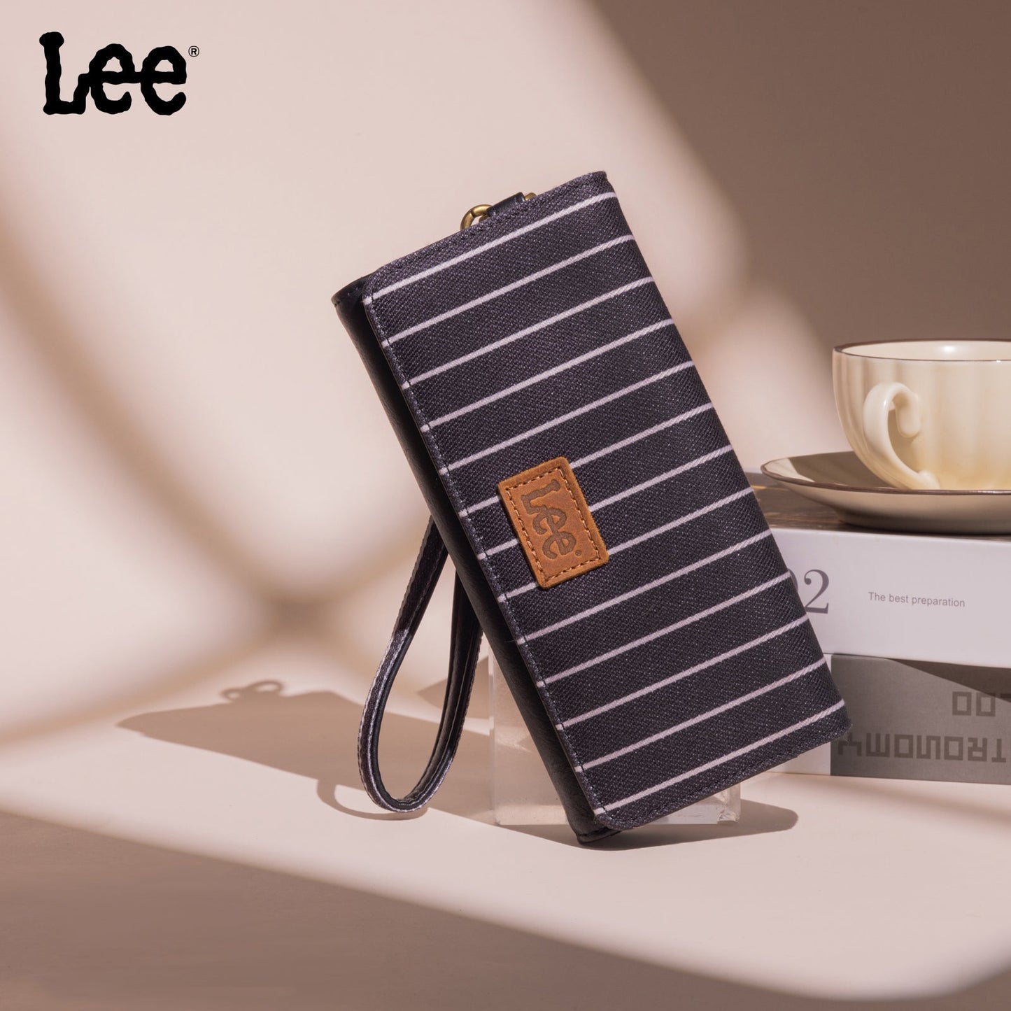 LEE56-004   Lee Striped Collection Trifold Wallet/Wristlet