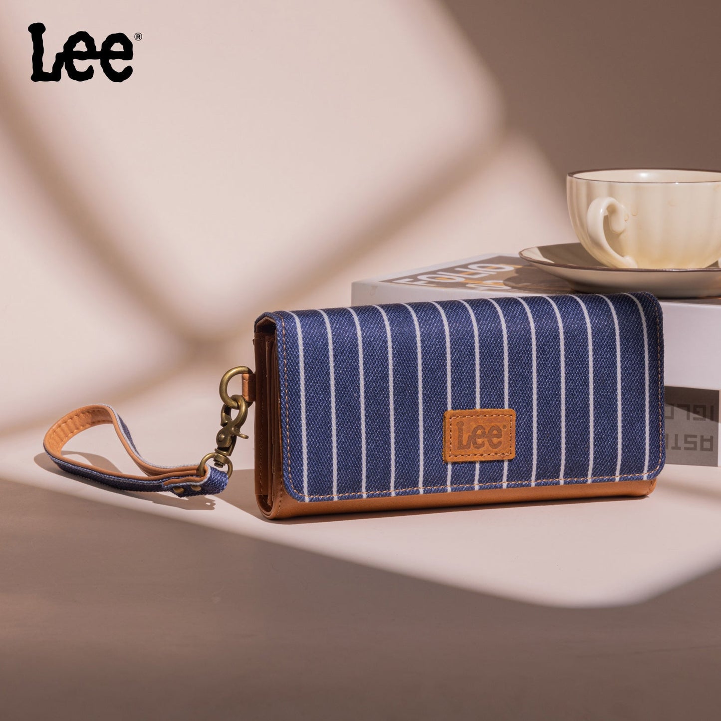 LEE56-004   Lee Striped Collection Trifold Wallet/Wristlet