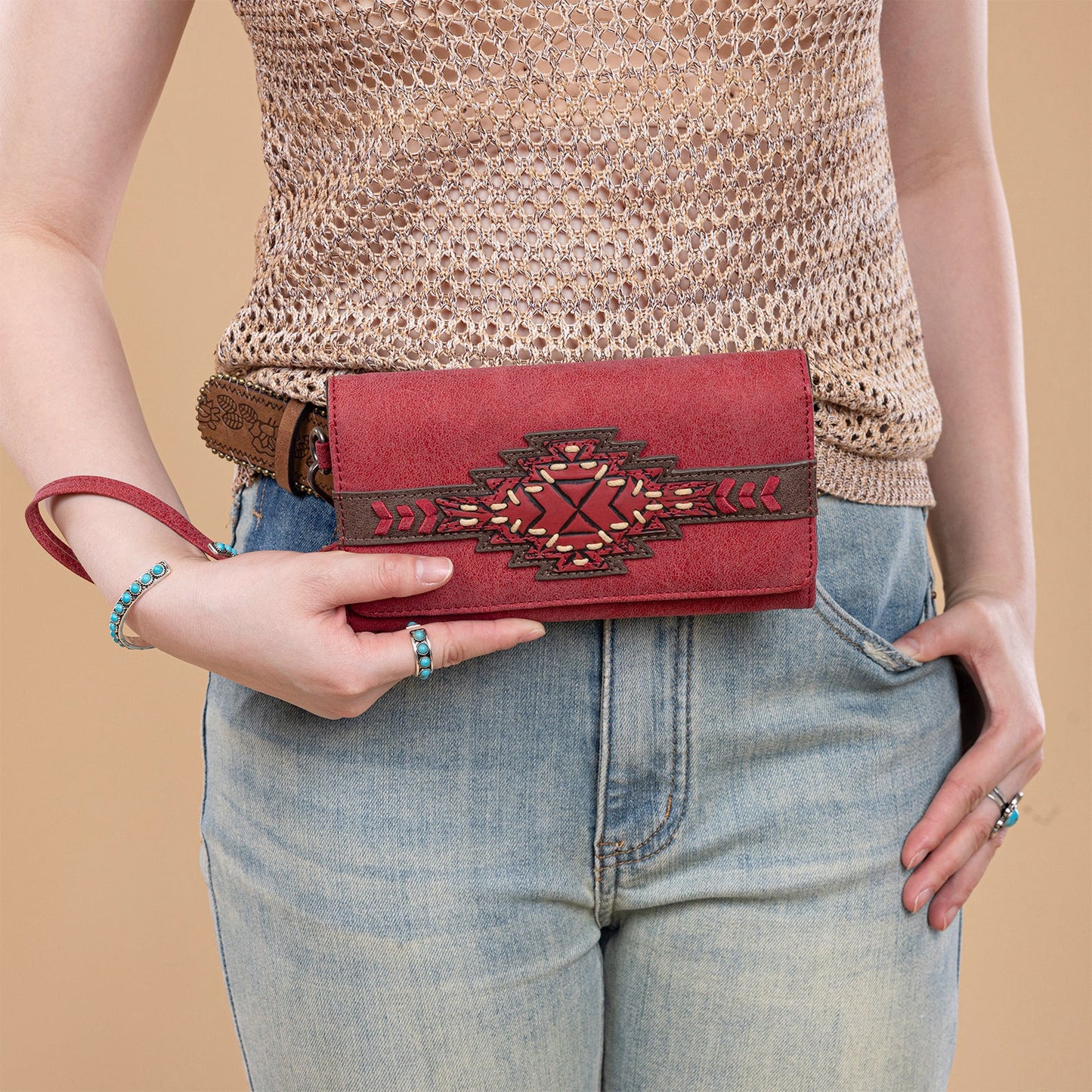 TR196-W018  Trinity Ranch Aztec Collection Wallet