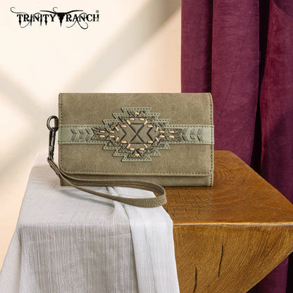 TR196-W018  Trinity Ranch Aztec Collection Wallet