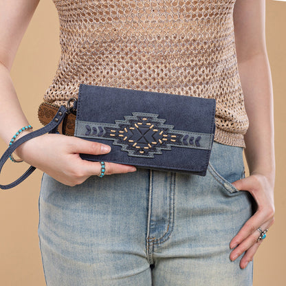 TR196-W018  Trinity Ranch Aztec Collection Wallet