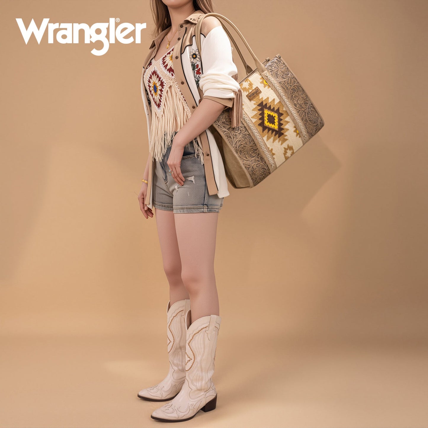 WG226G-8119  Wrangler Tooled Aztec Pattern Print Concealed Carry Large Tote -Tan