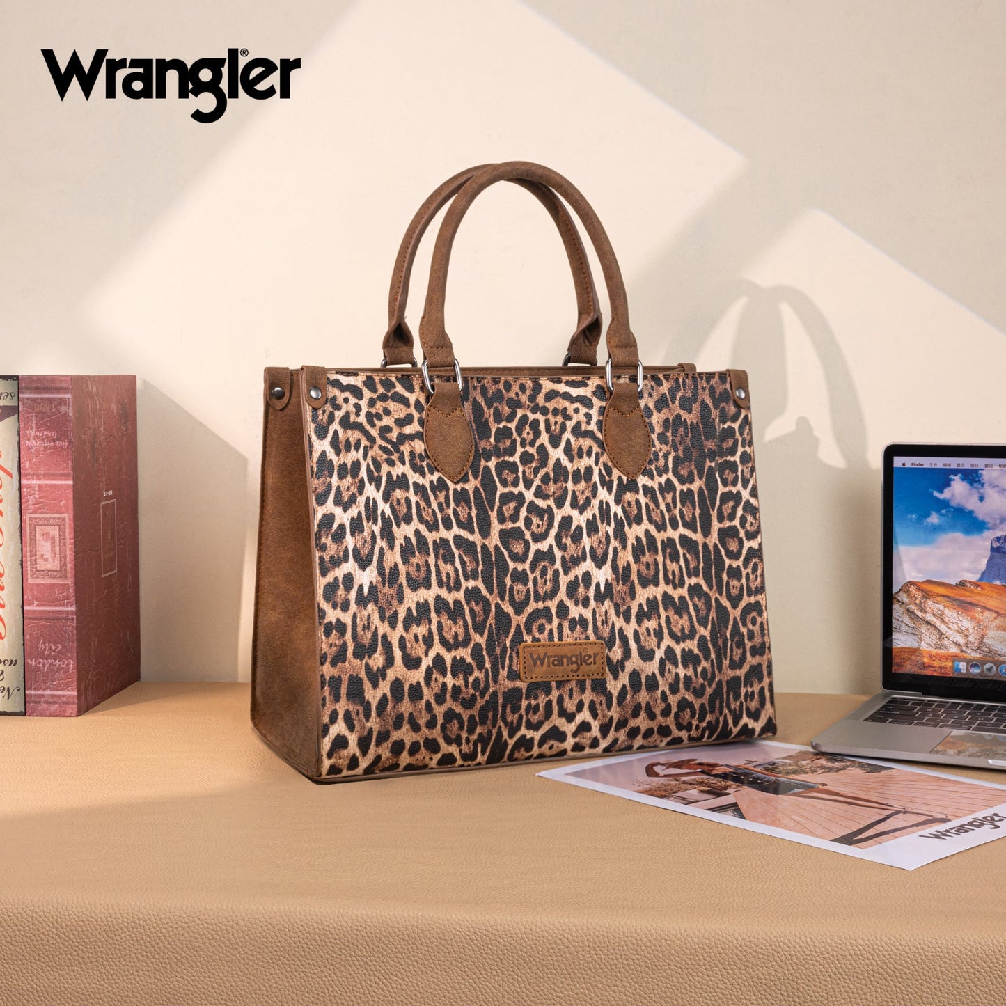WG296-8625BR    Wrangler Leopard Print Wide Tote Bag/Crossbody