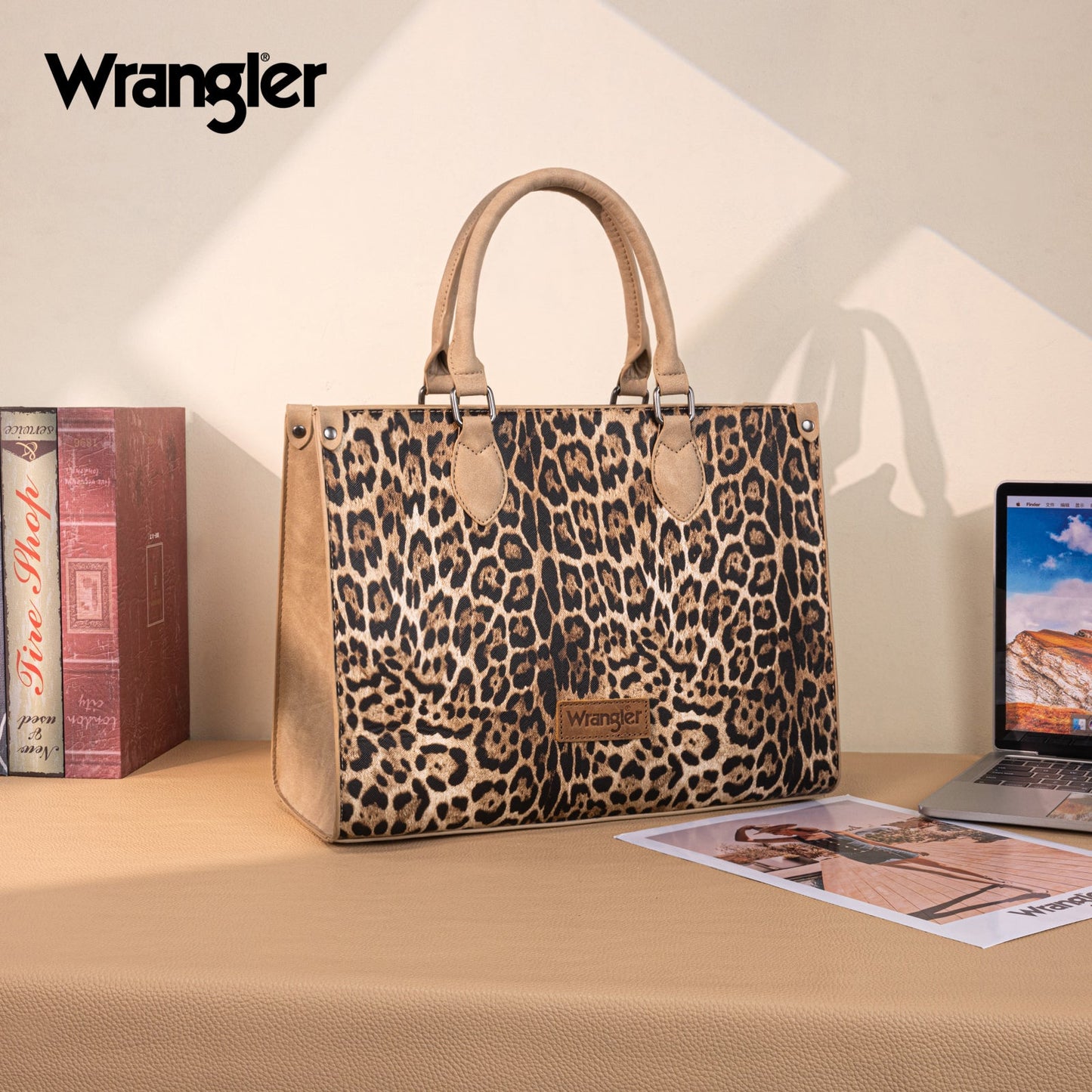 WG296-8625TN    Wrangler Leopard Print Wide Tote Bag/Crossbody