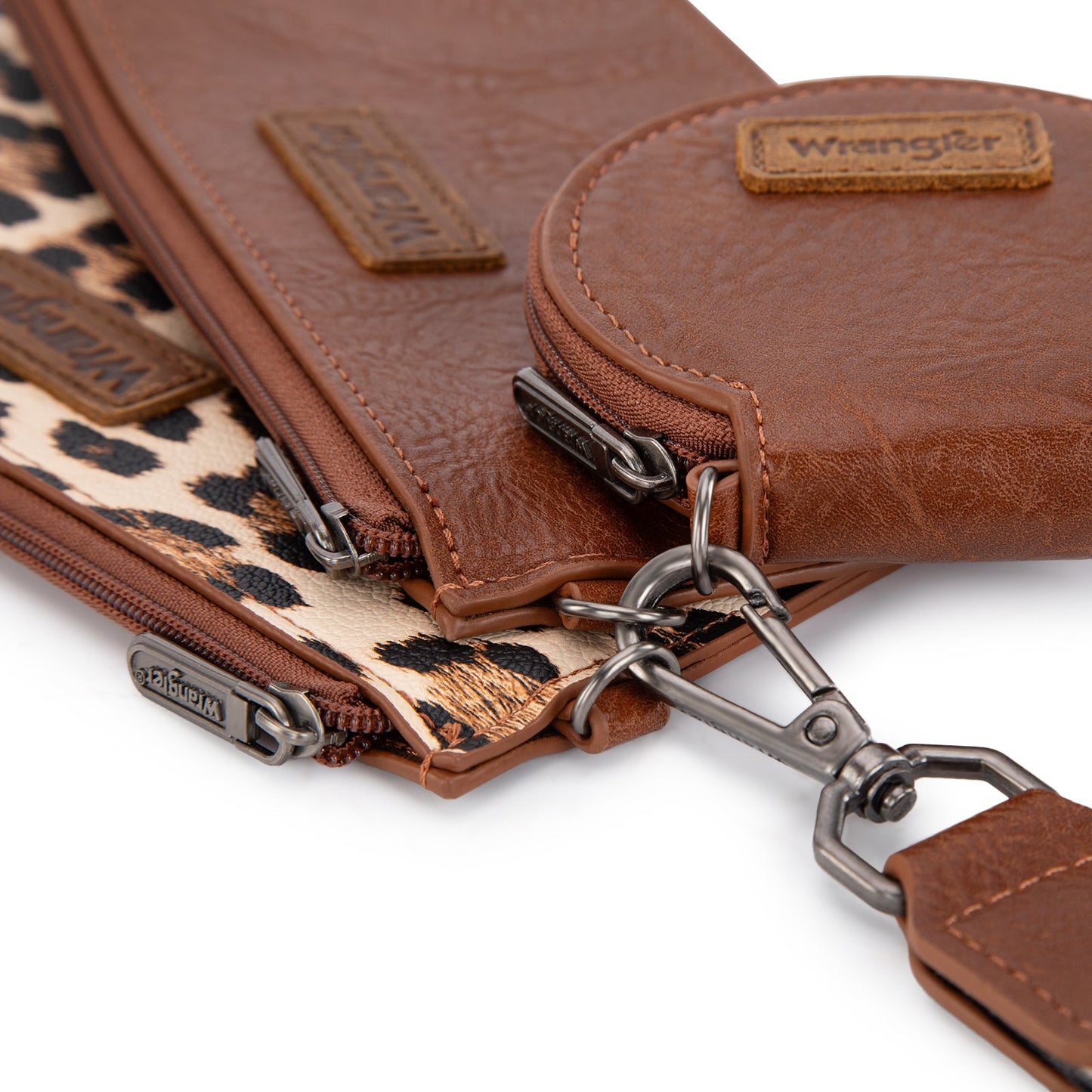 WG366-W114  Wrangler Leopard Print Dual Pouch Wristlet with Zipper Round Case-Leopard
